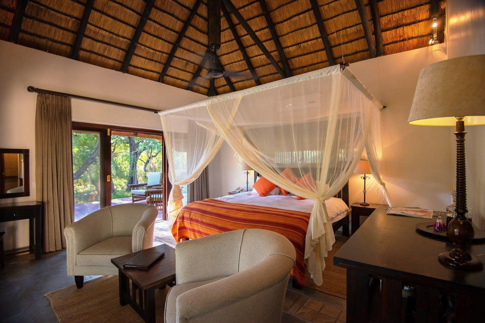 Inyati Game Lodge Metsi Extérieur photo